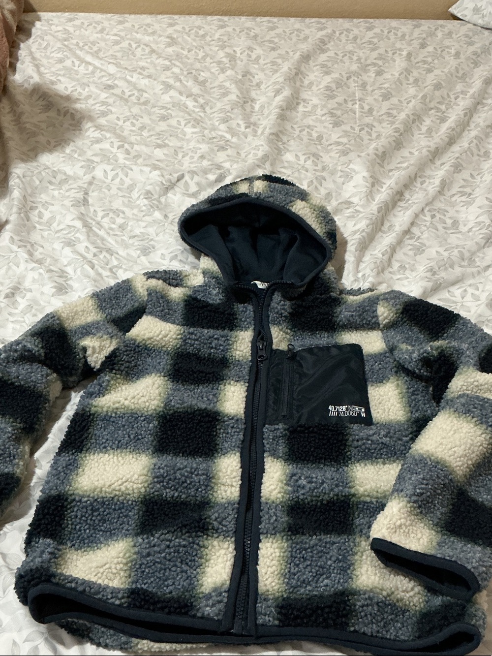 H&M Kids Hooded Puffer Jacket in Black & Cream Plaid